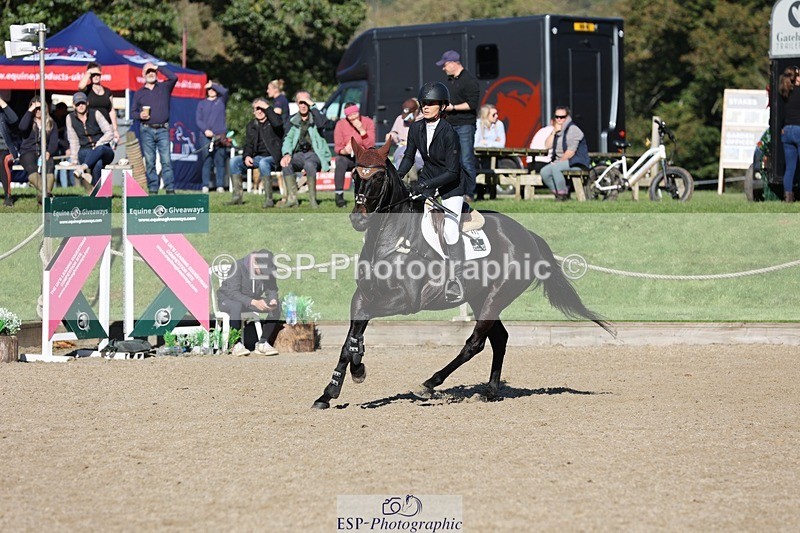 241027-112746-16788 - 463-Ilaria.Serra-FOXBURY.STORMBORN