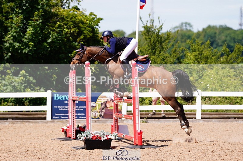 240629A-115934-05141 - Cls 18 Newcomers and 1m Open