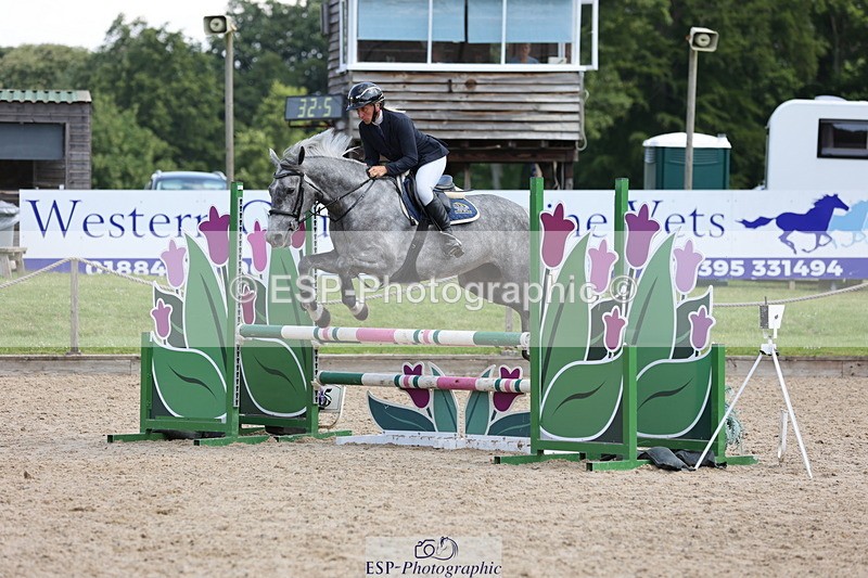 250614A-103406-05708 - Cls 26 British Novice and 90cm Open