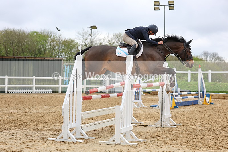 3E7A4098 - Class 7: Senior Foxhunter/1.20 open