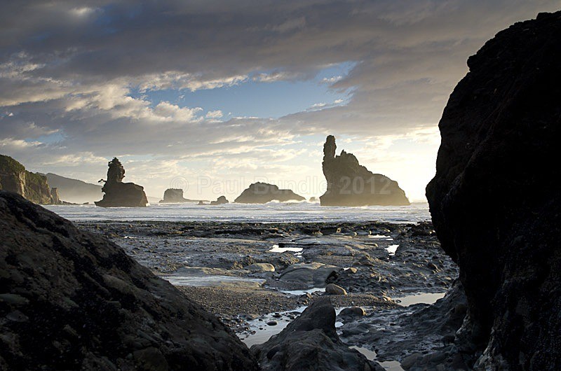 Motukiekie Rocks sunset - New Zealand South Island