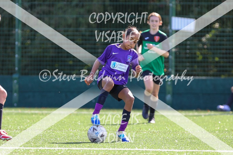 1DX30944 - 2025-09-13 FC Abbey Meads U13 Blue Girls V AFC Corsham U13 Pumas