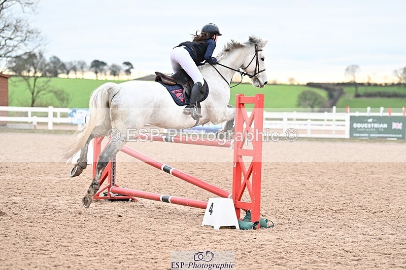 250112-132817-01472 - Cls 20 Newcomers and 1.10m Open