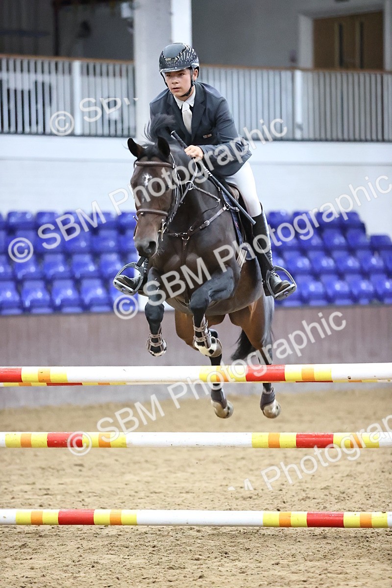 SBM_001286 - Class 5 - Blue Chip Pony Newcomers 1.00m Open