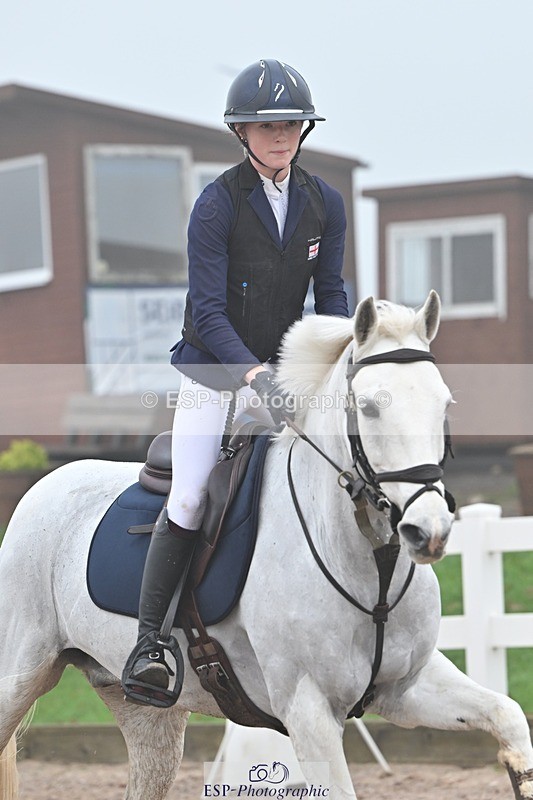 251115-131104-00907 - Cls 14+15 Junior 1.20m and 148cm