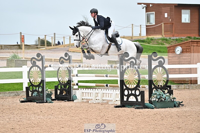 240406A-154122-04195 - Cls 17 National 1.30m Open