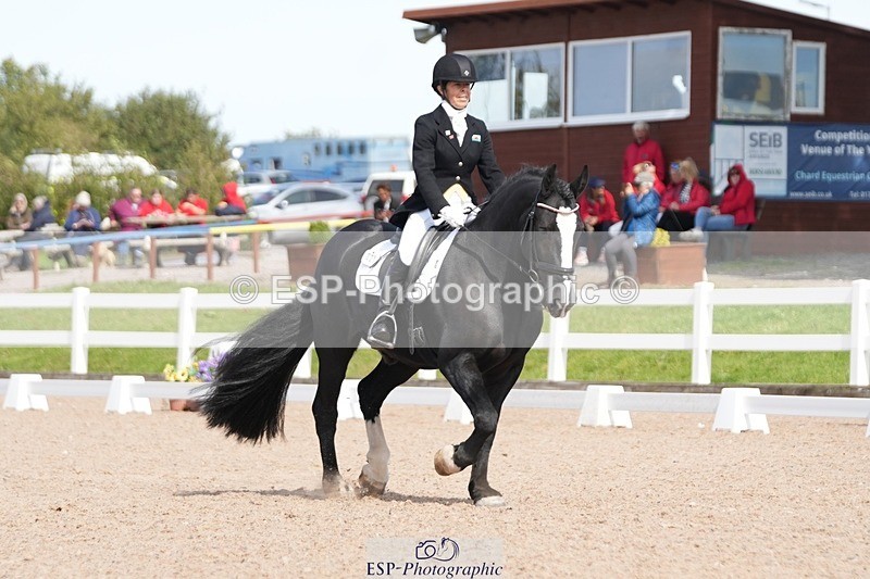 250906-140215-03846 - 021-Francesca.TurnerAlbie