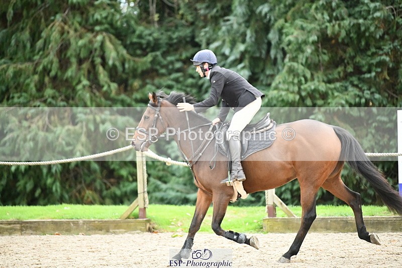 251004A-165332-02276 - Classes 10 & 11 80cm