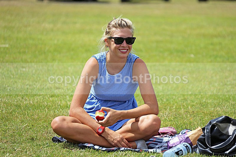 140706 HRR SPECTATOR WT7A9431 - HENLEY ROYAL REGATTA - SUNDAY 6th July 2014