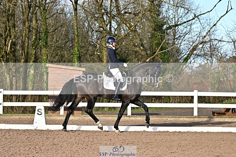 241214-135613-02668 - 124-isobel.goodwin-Milano.van.hof.olympia