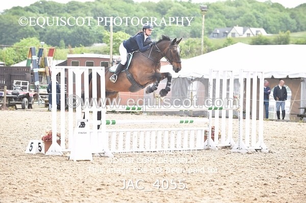 JAC_4055 - CLASS 4 - SAT -Senior Newcomers/ 1.10m Open