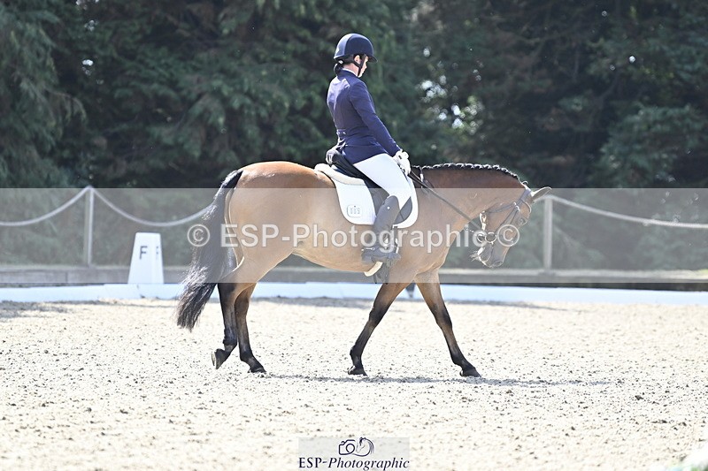 250810A-105338-04990 - 005-Katie.EdwardsBurnt.House.Lane.Wizby