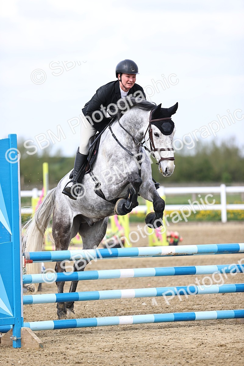 SBM_5236 - Class 9 - Senior British Novice - 90cm