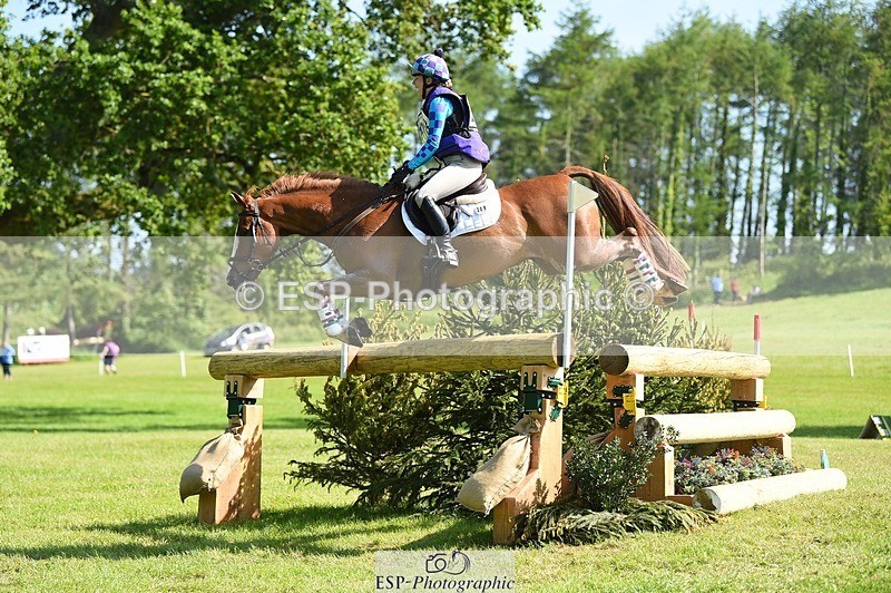 230527-100046-08476 - 208-NICO-Holly_Clarke-XC