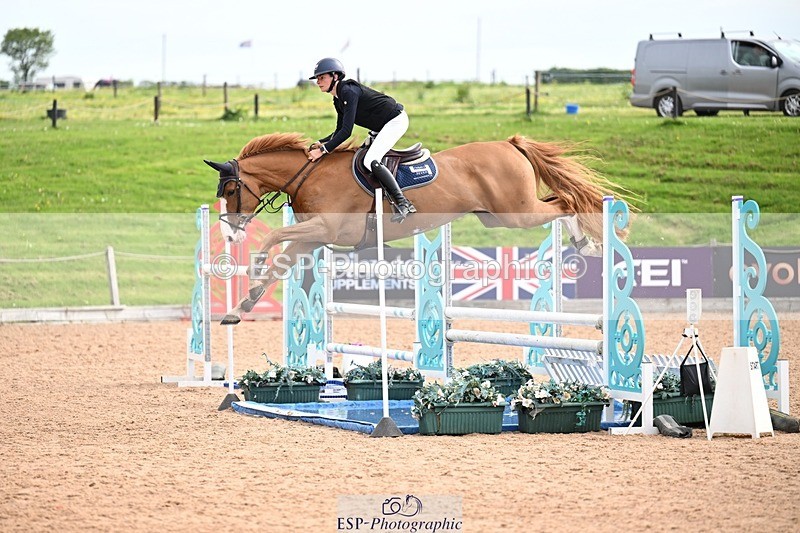 260507-095205-01319 - Cls 1 Snr Foxhunter