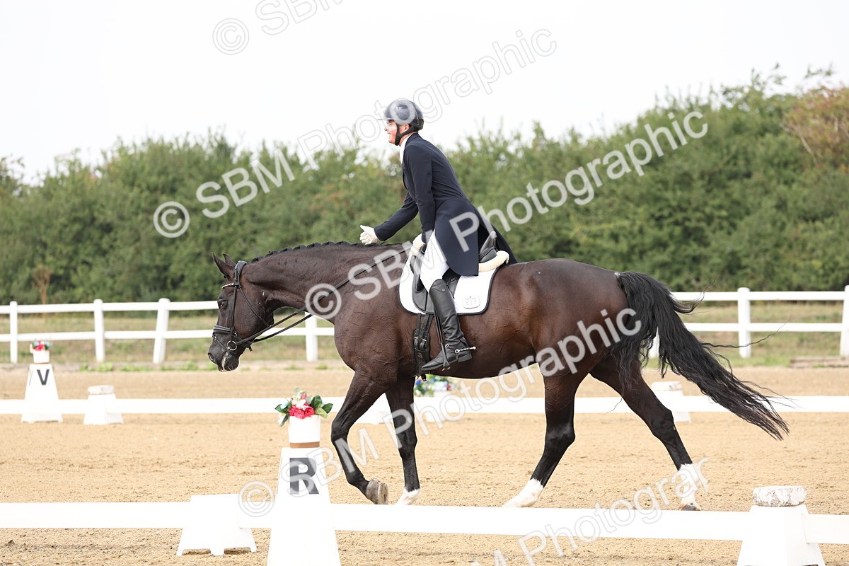 SBM_007171 - Class 9 - FEI INT I - 13.37-14.33