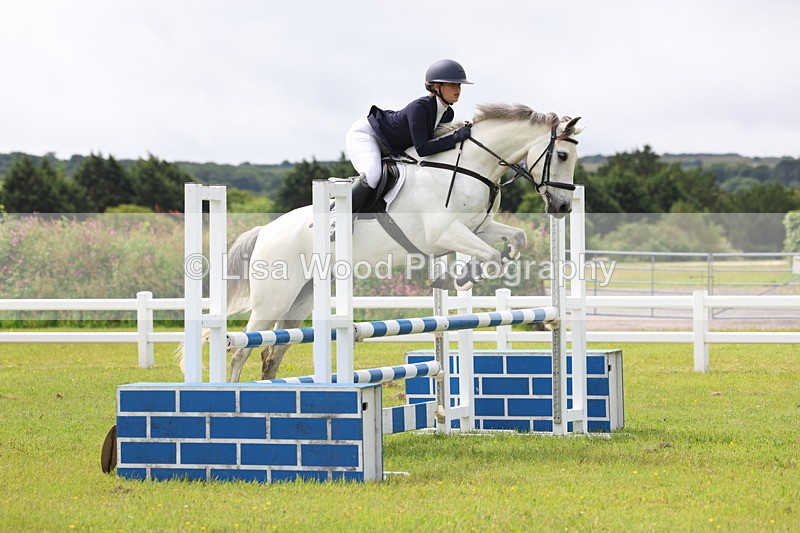 3E7A6516 - Class 8: Junior 90cm