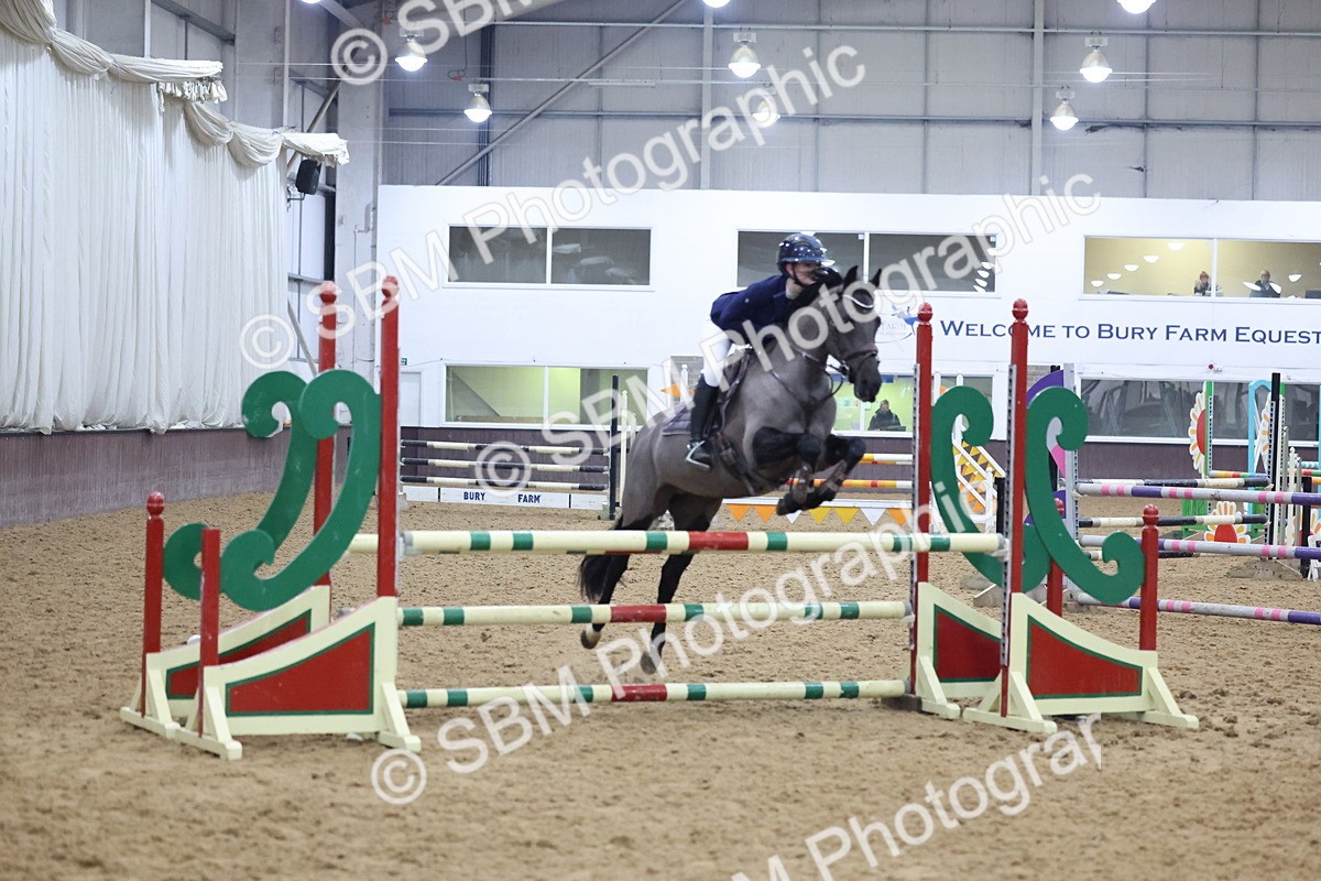 SBM_003370 - Class 11 - Blue Chip Pony Newcomers - 1.00m Open