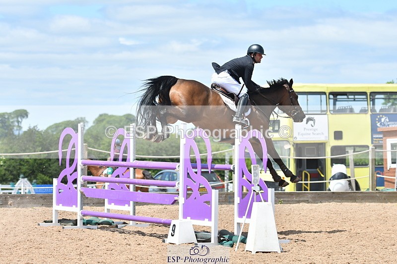 240609A-130642-05512 - Cls 18 Snr Newcomers and 1.10m Open