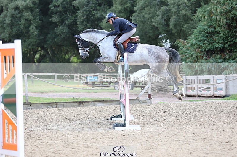 250831A-083709-08714 - Cls 40 Snr Newcomers