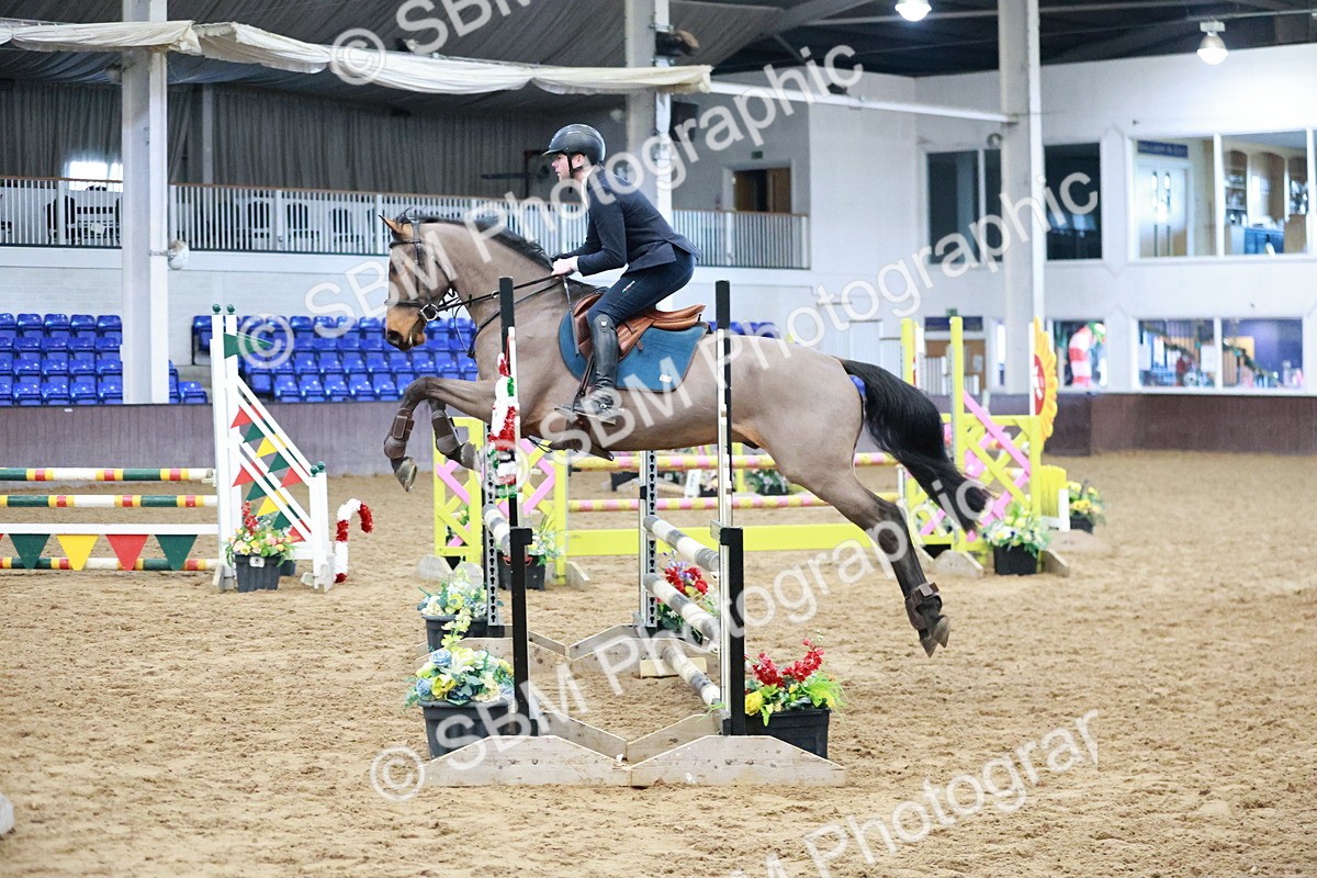 SBM_000338 - Class 2 - Senior British Novice 90cm