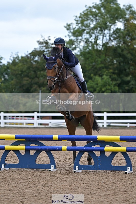 240925A-102050-00044 - Clear Round