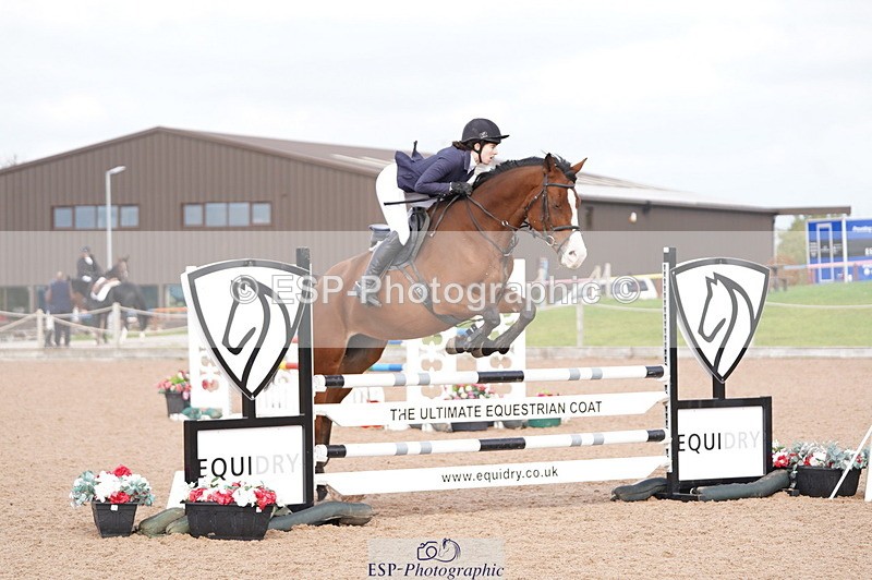 241004A-115806-00378 - Fri 02 Snr 1.05m Open