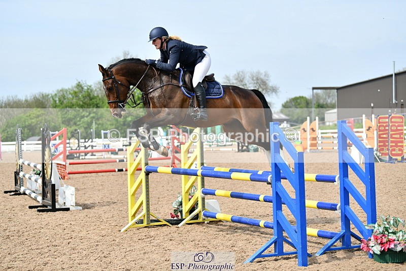 240511A-154547-14195 - Cls 25 British Novice and 90cm Open