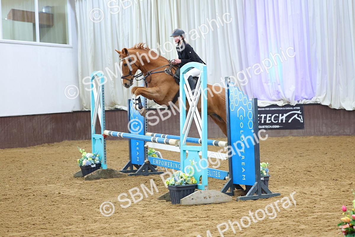 SBM_010113 - Class 21 - Nupafeed Supplements Senior Discovery/ 1m Open - First Round (1.00m)