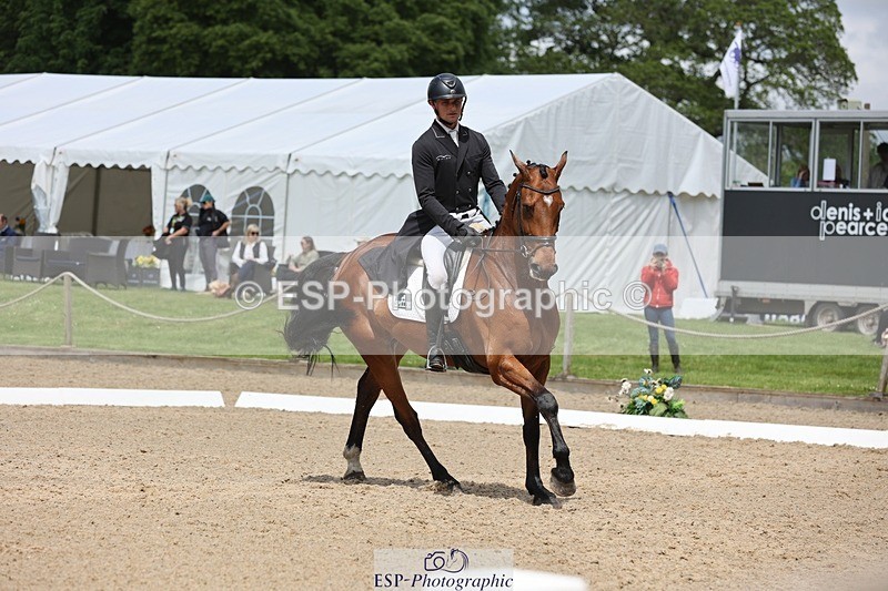 240523-115531-03648 - 241-CLASS_ROMANCE-Jack_Pinkney