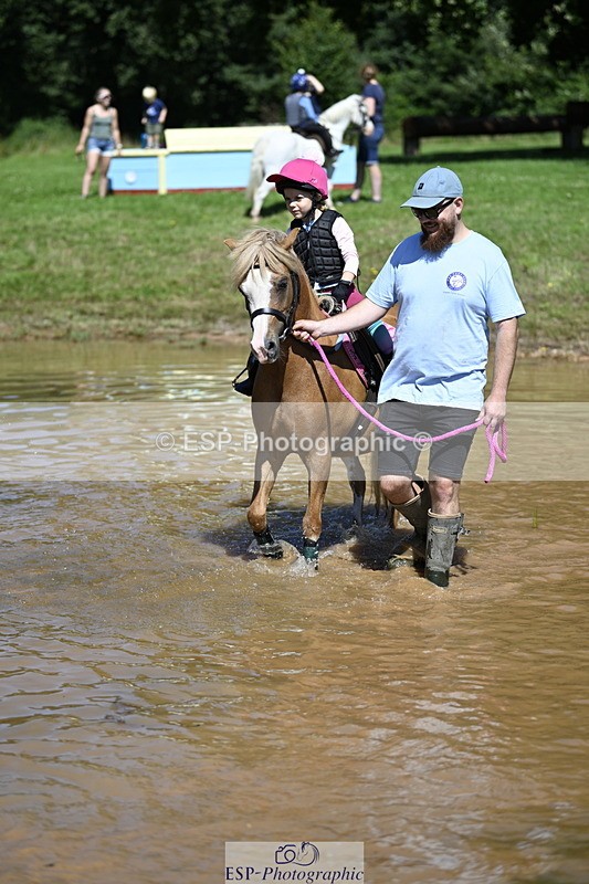 240728B-110828-01124 - Gemma's Group XC