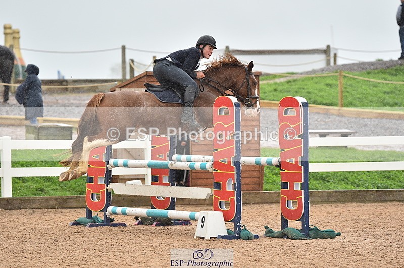 231028A-133628-01718 - Cls 4 Newcomers & 1m Open