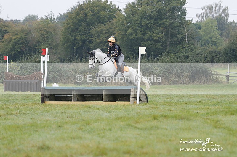 WWHT 171021 0597 - Novice Restricted (0.80m)  17/10/21