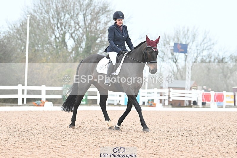 240217A-090800-00290 - 121-Jane.Dyer-Maen.Valley