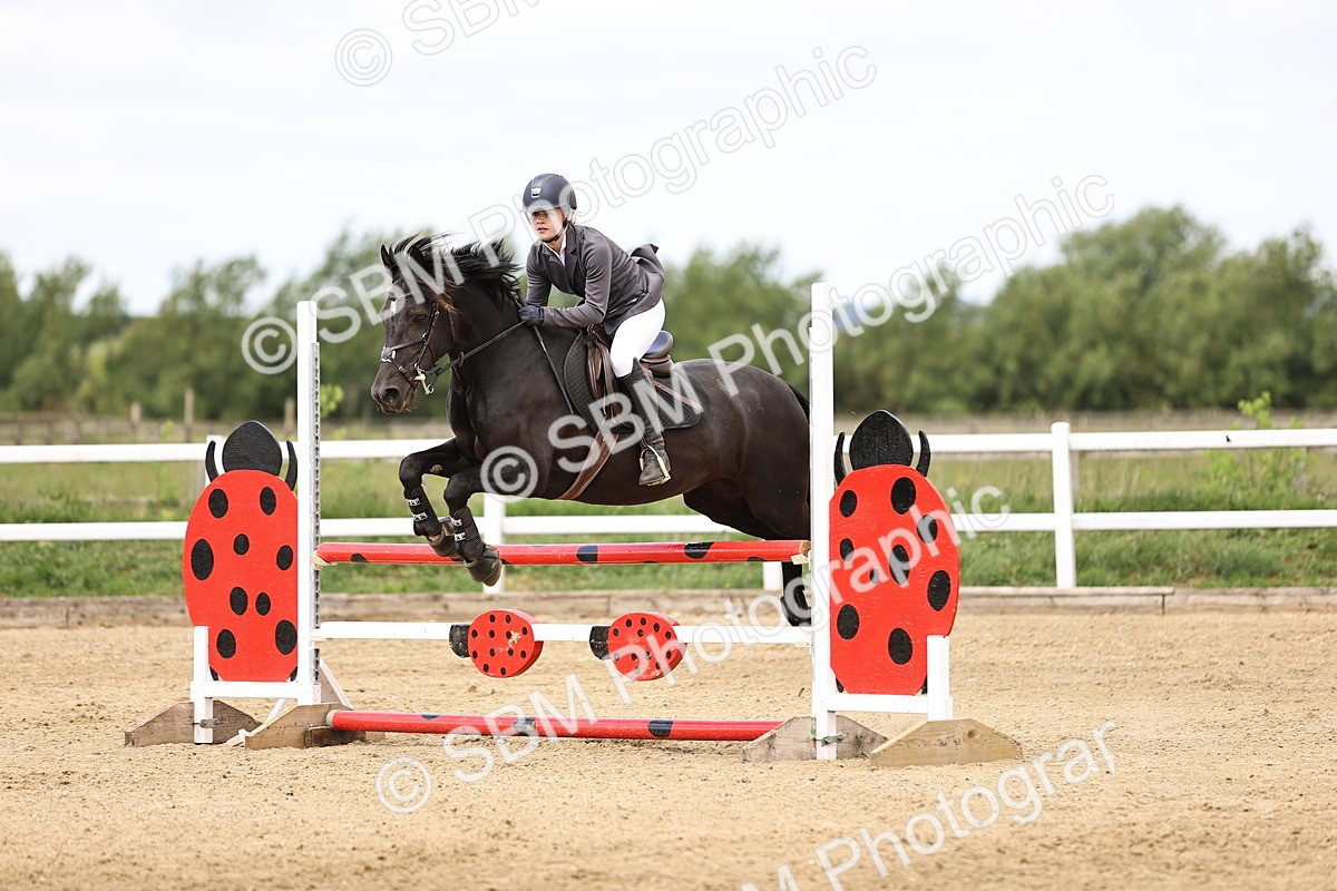 SBM_007977 - Class 3 - 90cm showjumping