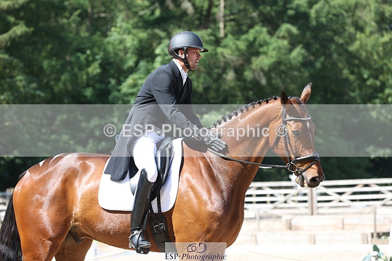 230526-105703-05355 - 365-BWE_NEWTON_DE_JASPER-Adam_Harvey-WEDTrotUp+DR