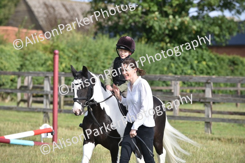 20250831-0267 - Class 6 - Minimus Jumping 30cm