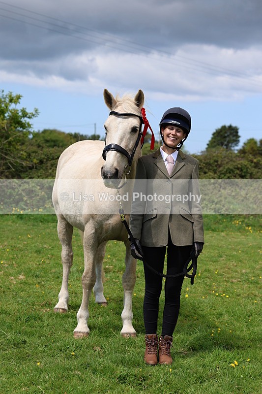 3E7A0415 - Class 19: Best Coloured in Hand