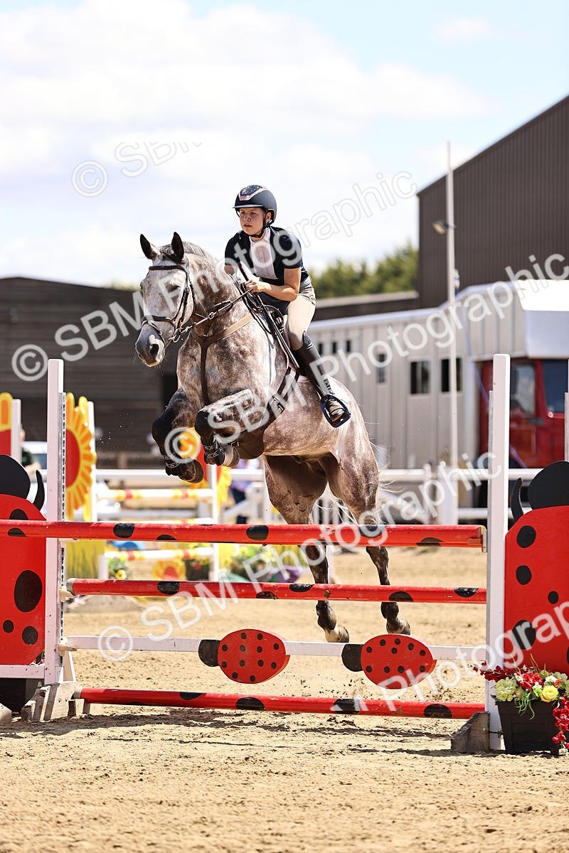 SBM_014406 - Class 15 - Senior Newcomers - 1.10m Open