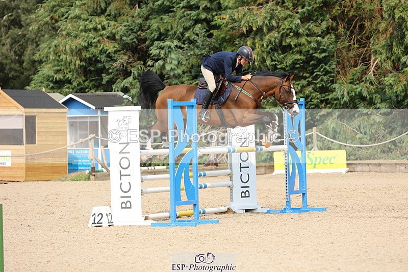 250816A-151159-02339 - Cls 8 Snr Newcomers