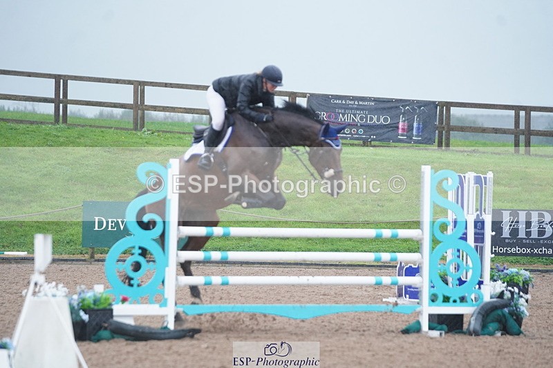 241006A-143326-07926 - Cls 21 Snr Fox & 1.20 Open