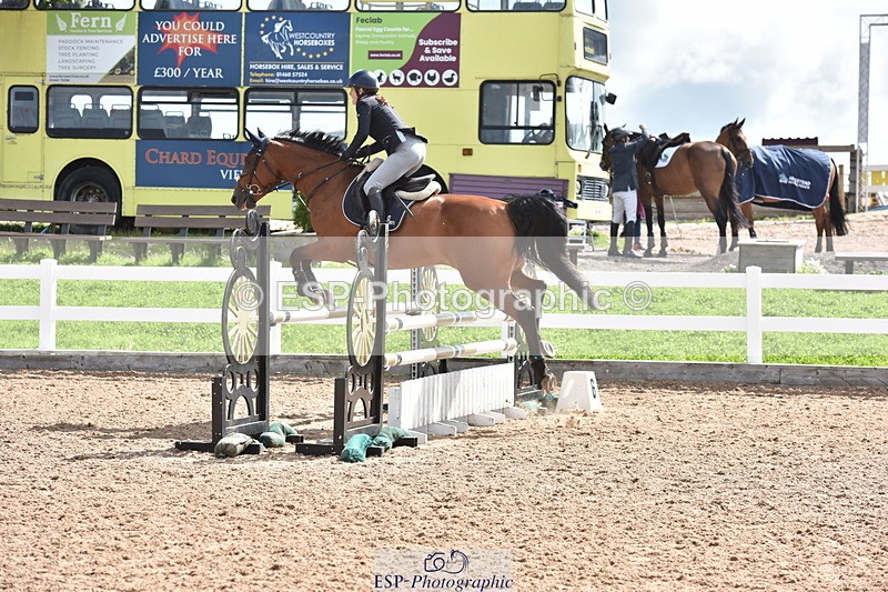 230806A-105458-01264 - Cls 17 Snr Discovery & 1m Open