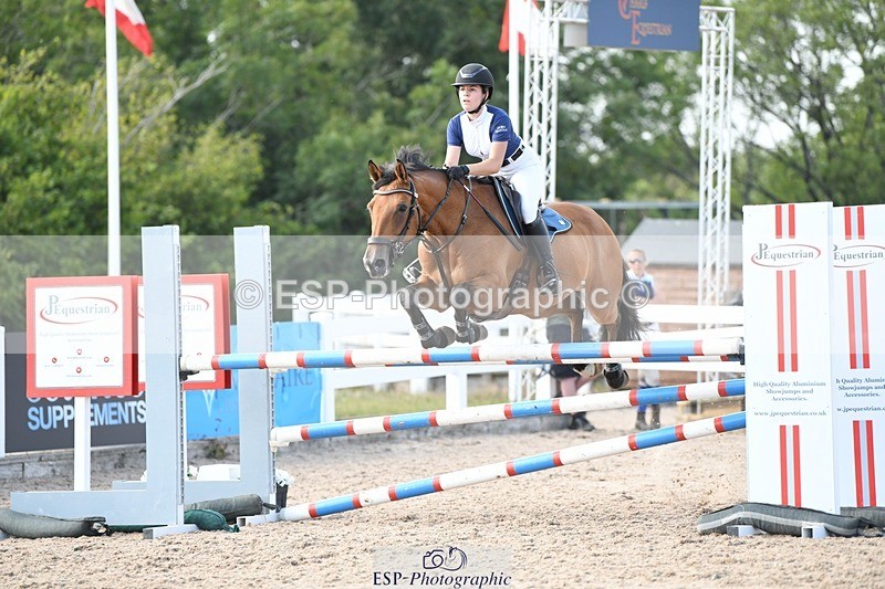 250725-171102-04116 - Cls 10 1.05m Amateur Quali