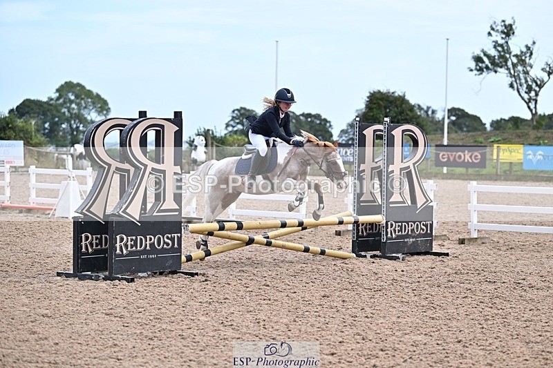 250826-154539-00185 - Clear Round and 60cm