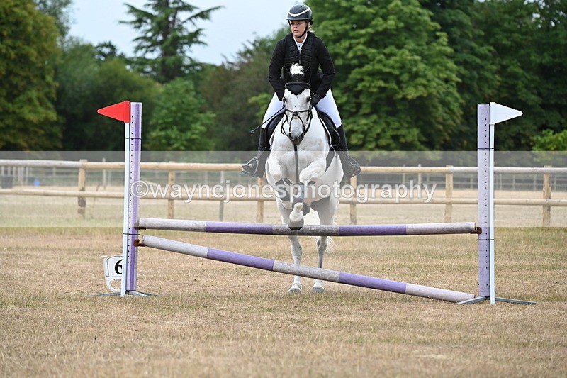 WJ6_0648 - Class 14 Intermediate Jumping 75cm