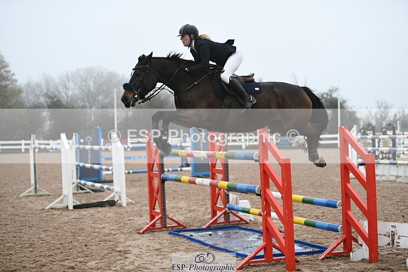 241103A-140033-08363 - SUN Cls 22 Blue Chip Performance Jump Off