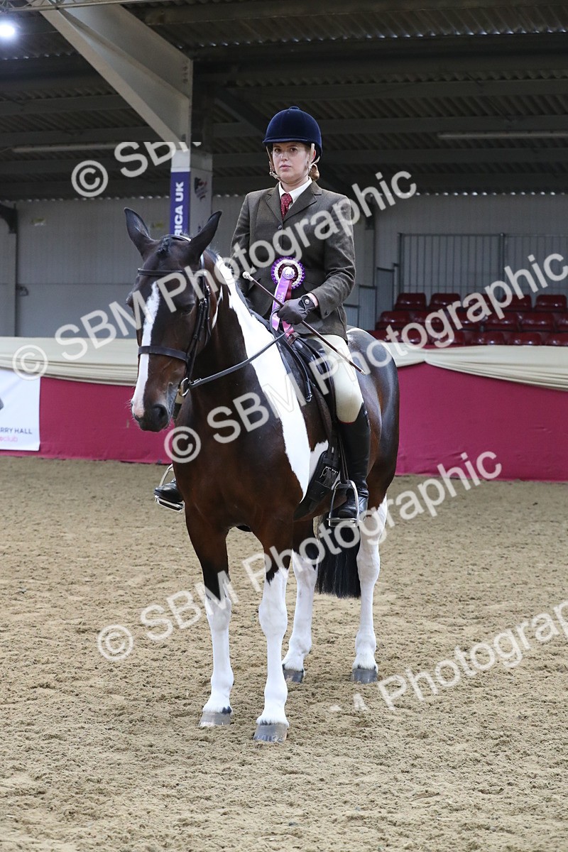 SBM_10456 - Class 102 Equitation (best rider) Adult