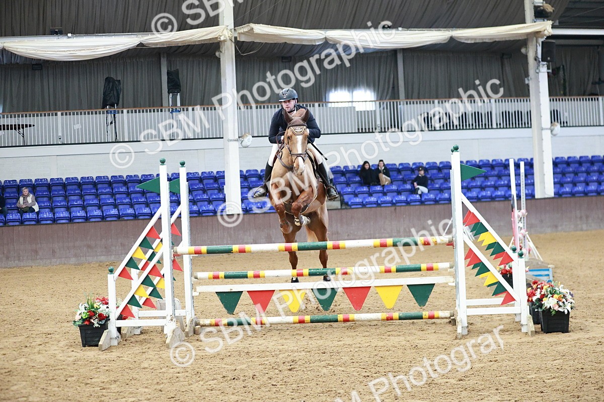 SBM_000563 - Class 4 - Senior Newcomers - 1.10m