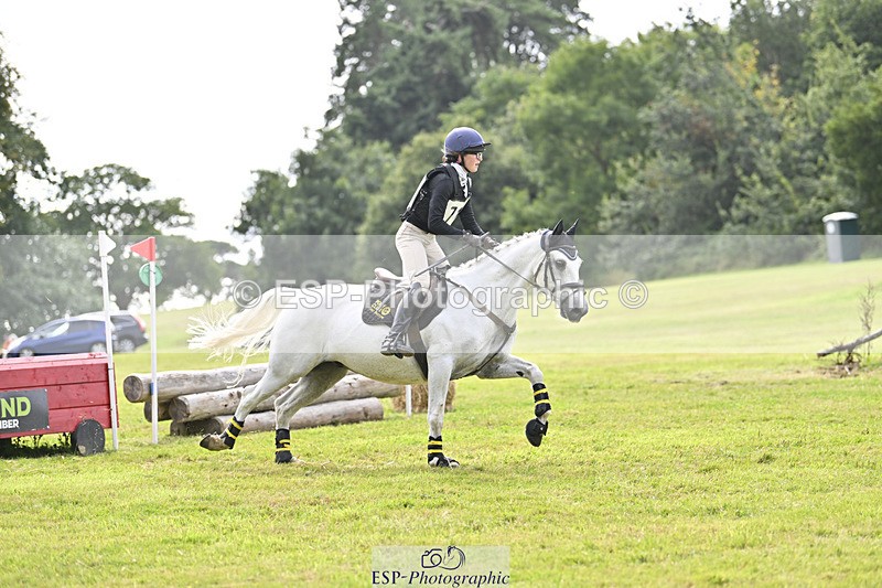 240825X-145704-35333 - 80cm XC 14.30 to 15.30