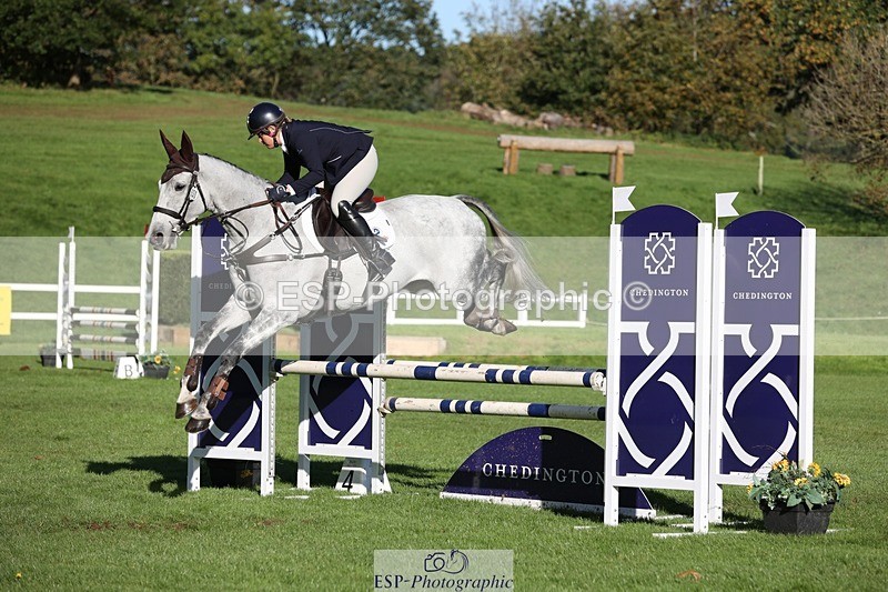 231022-105732-24859 - 630-ST.TROPEZ-Lizzie.Luxton-TrotUp+SJ